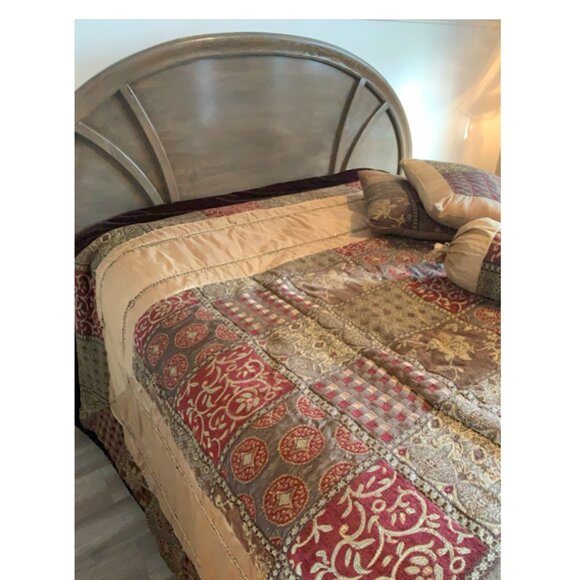 Tuscan Opulent Old World Patchwork Comforter Set - Double/Queen Size - Picture 11 of 14